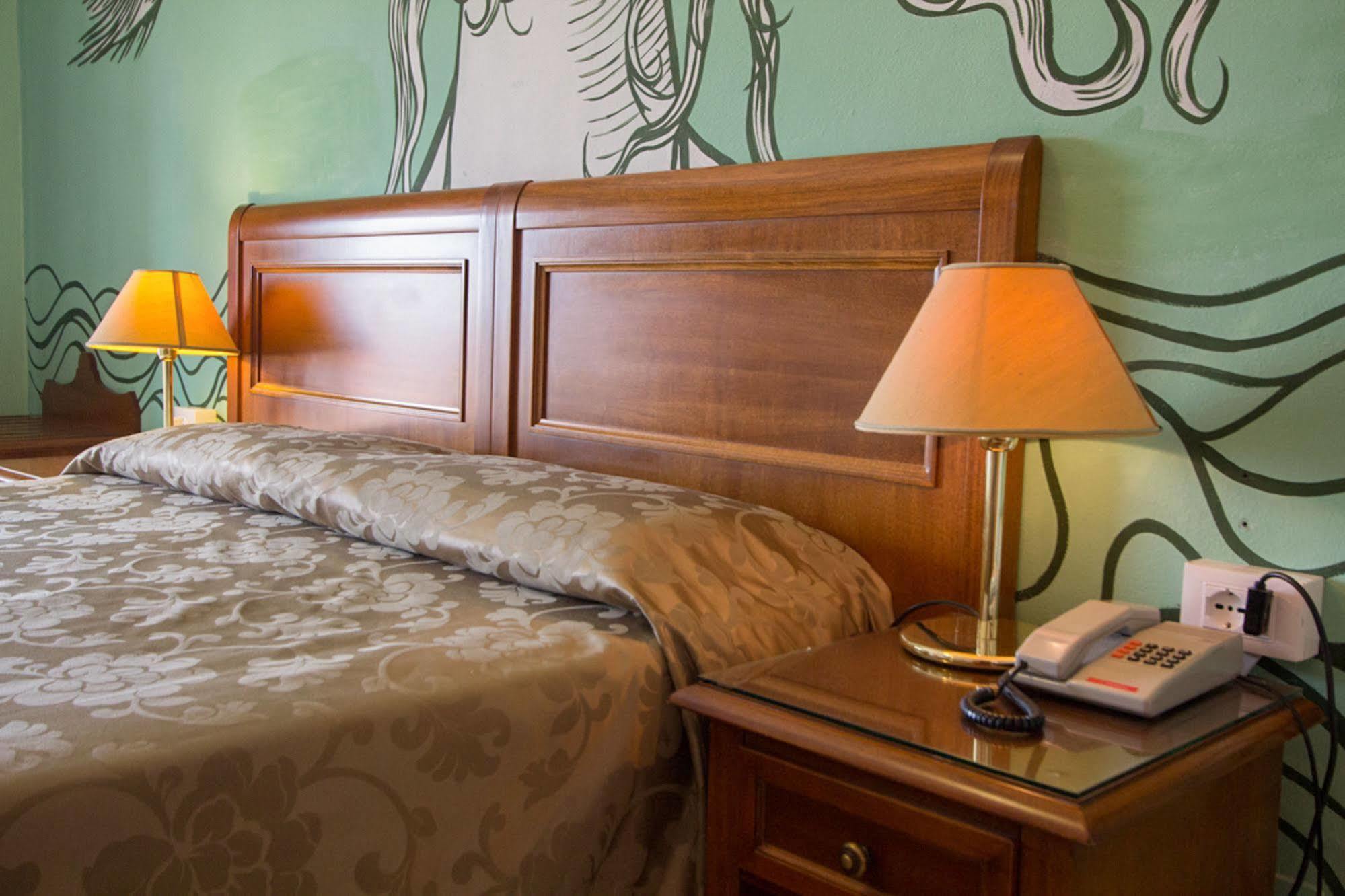 Hotel Regina Camaiore Bagian luar foto